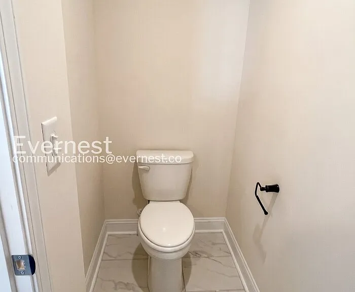 8436 Jordan Meadow Dr — Photo 13