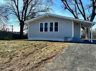 15 Mavista Cir, Newark, DE 19713