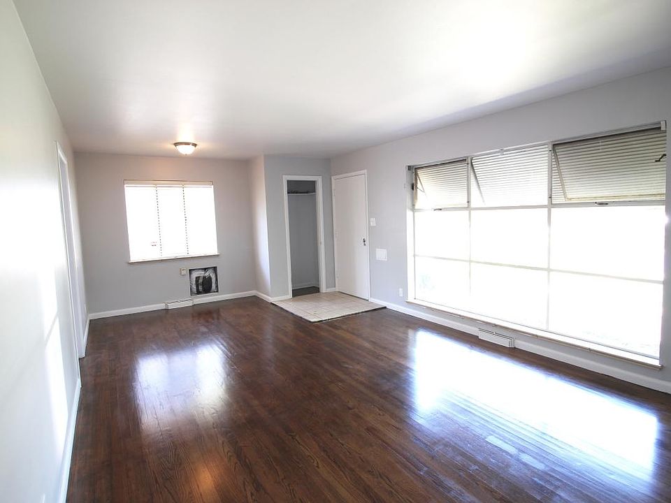 Living Room & Dining Area