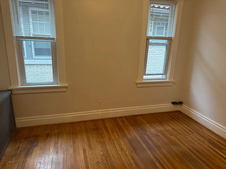 542 Richmond Ave #UPPER — Photo 25