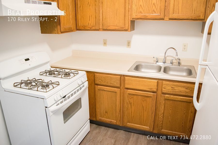 170 Riley St Dundee MI Zillow