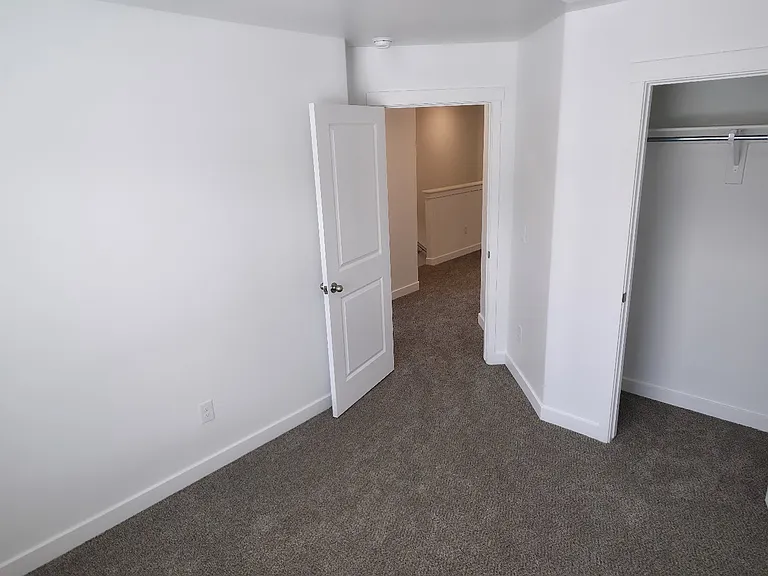 4335 N 325 E — Photo 11