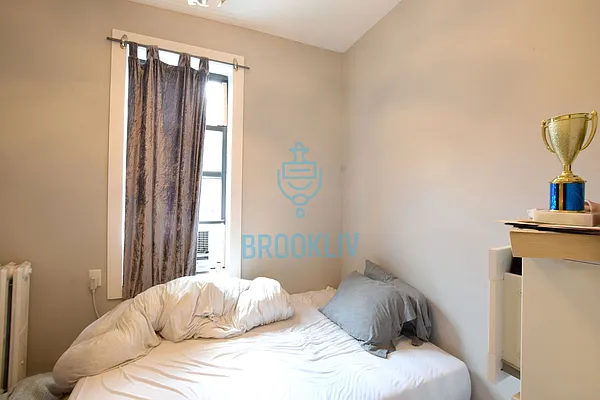 Rented by null | media 17