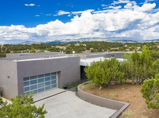 4 Bella Loma, Santa Fe, NM 87506