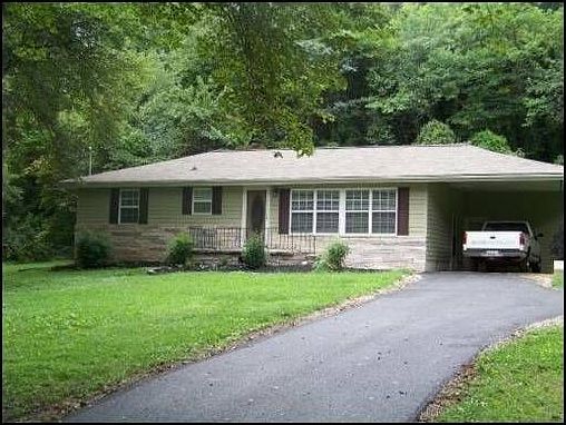 1st image of 9915 Higdon Dr