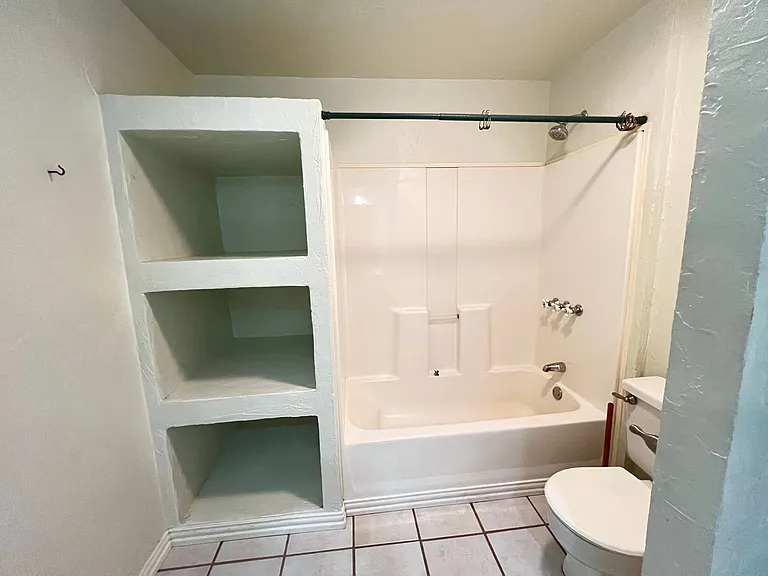 2312 Blue Cypress Dr — Photo 33