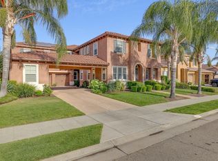 1853 N Nadine Ave, Clovis, CA