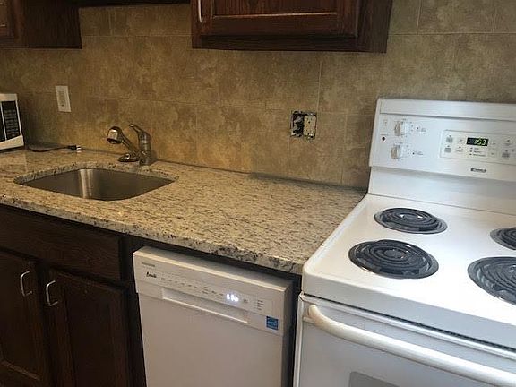 5th image of 4537 Osage Ave #39