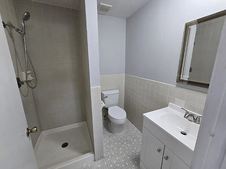 5424 Amy Ln — Photo 11