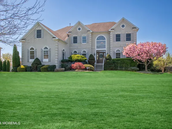 65 Stream Bank Drive, Freehold, NJ 07728