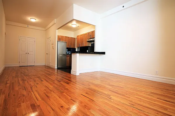 Rented by JK Dansar Corp | media 3