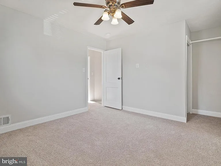 2569 Colebrooke Dr — Photo 5