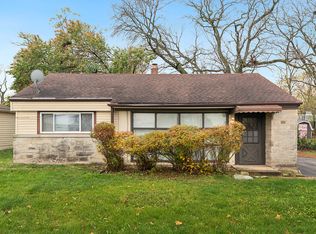 303 Sauk Trl, Park Forest, IL 60466