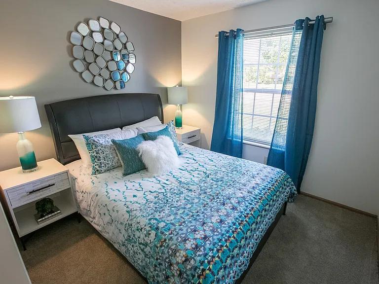 Sterling Park Apartments — Photo 15