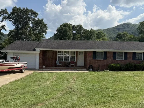 131 Sawmill Rd, Hampton, TN 37658