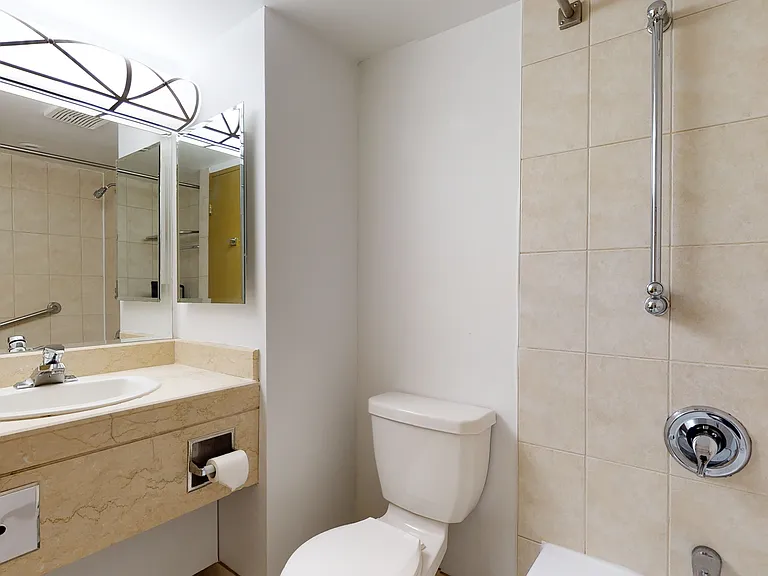 341 Maclaren St — Photo 26