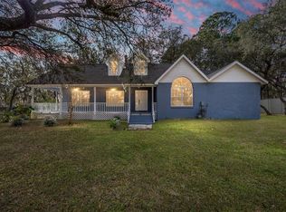9090 SE 179th Ave, Ocklawaha, FL 32179