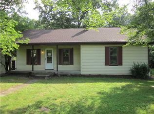 4331 Rock Haven Rd, Newark, OH 43055