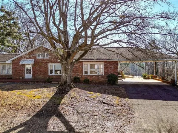805 Cartersville St, Ball Ground, GA 30107
