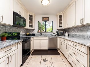 15 Kulanihakoi St APT 12D, Kihei, HI 96753