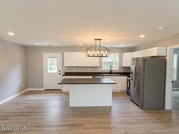 4th image of 1110 Woodgate Dr
