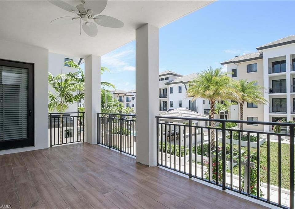 1st image of 1035 3rd Ave S #314