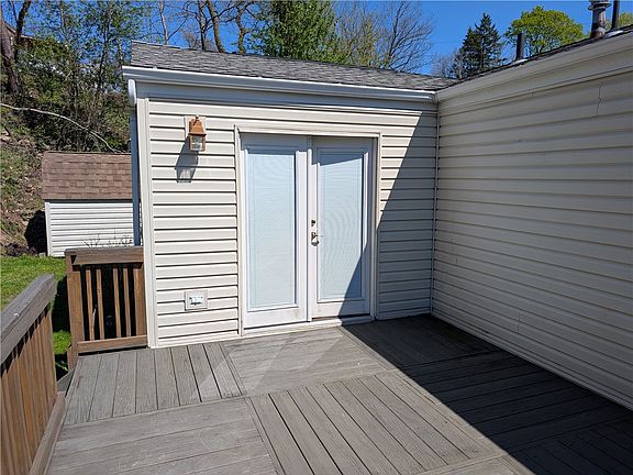 5th image of 105 Ramage Rd