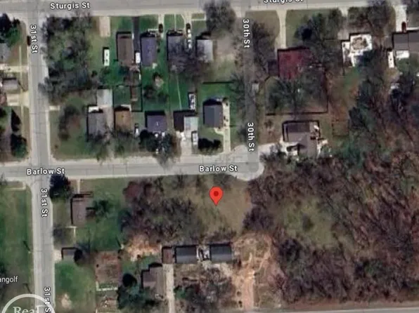 3004 Barlow St, Pt Huron, MI 48060