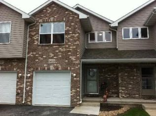 1418 E Arnold St, Sandwich, IL 60548