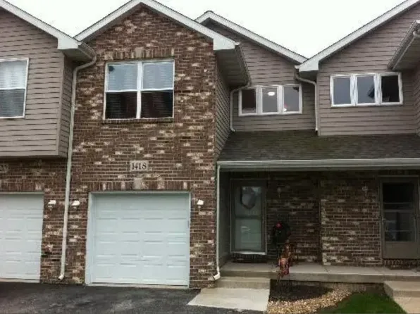 1418 E Arnold St, Sandwich, IL 60548