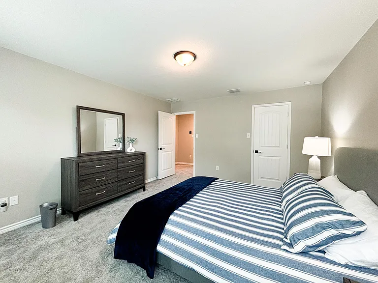 8134 Emmeline Dr — Photo 47