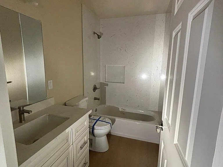 1704 Noranda Dr #2 — Photo 2
