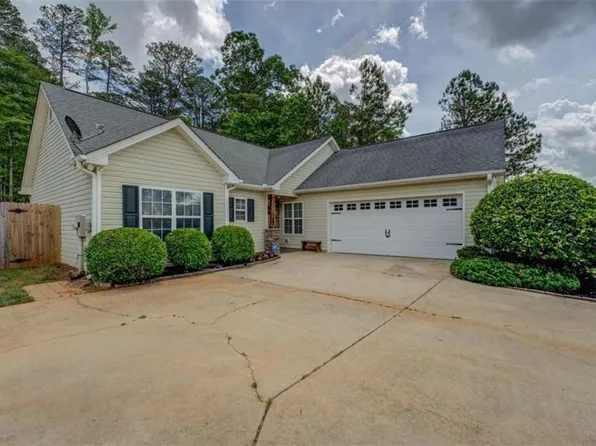 936 Lopez Ln, Monroe, GA 30655