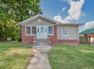 204 E South St, Du Quoin, IL 62832