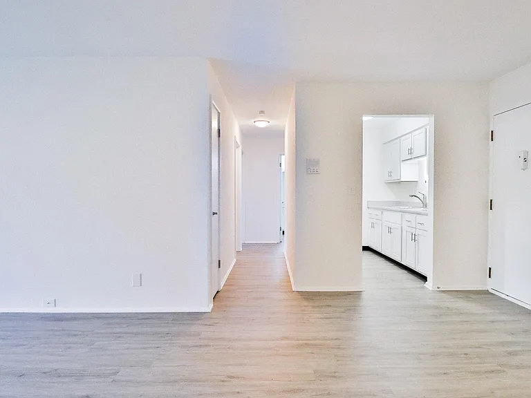 Hillside Village Apartments — Photo 11