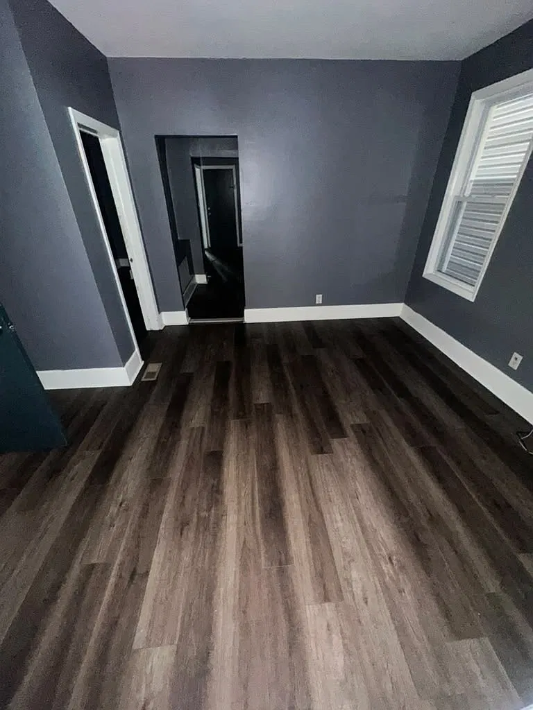3 bed, 1200 sqft, $2,000 — Photo 3