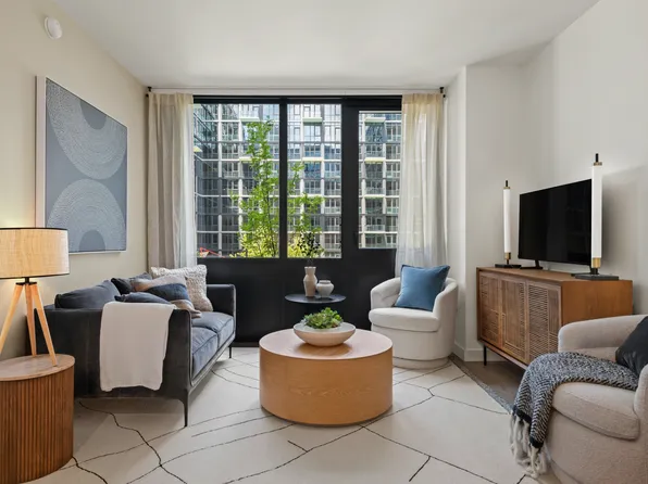 166-20 90th Avenue image 1 of 17