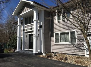 51 Spook Rock Rd, Suffern, NY 10901