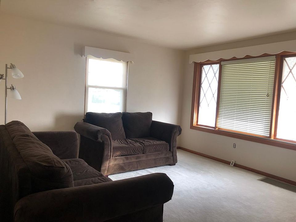 1st image of 1214 W 41st St