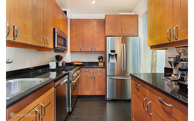 Rented by Douglas Elliman | media 15