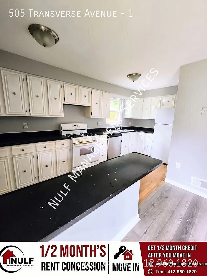 1 bed, 1 bath in Mt Oliver — Photo 1