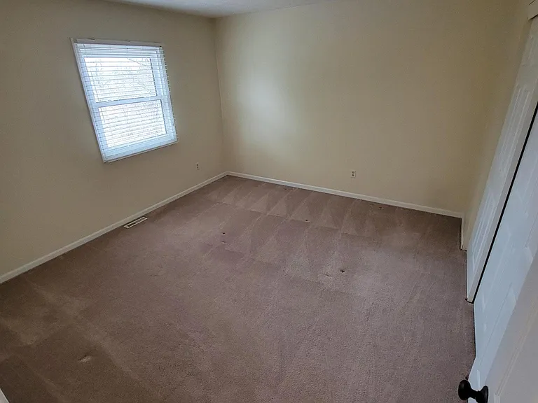 1138 Cunningham Dr — Photo 28