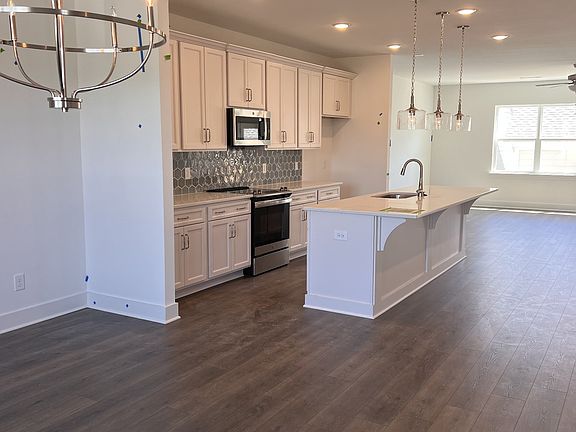 5th image of 5037 Greentree Dr Lot 40