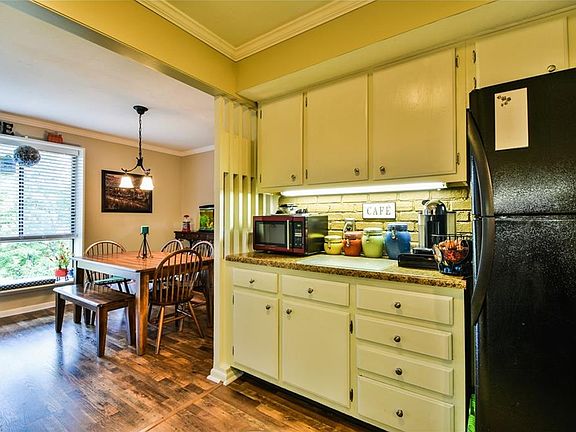 4th image of 6250 Greenwood Pkwy APT 206