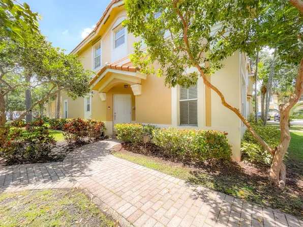 3136 SW 129th Way #157, Hollywood, FL 33027