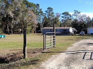 4563 N Applegate Ter, Crystal River, FL 34428