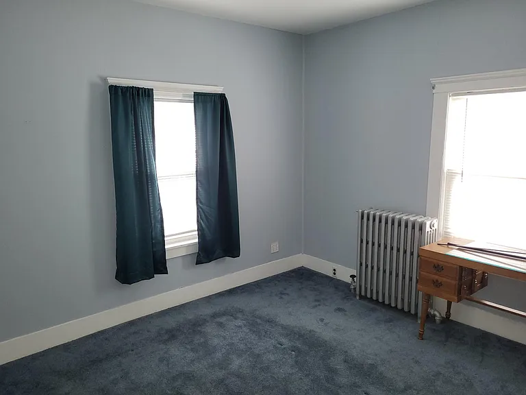 BACK BEDROOM