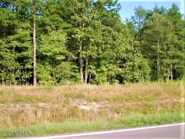 8291 Erect Road, Seagrove, NC 27341