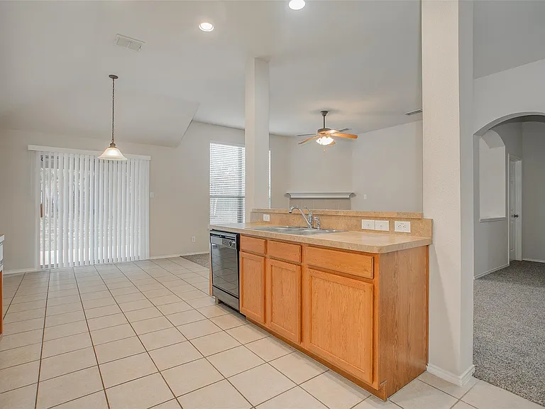 6000 Stirrup Iron Dr — Photo 5
