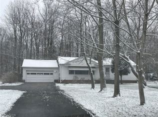 3927 Brainard Rd, Beachwood, OH 44122